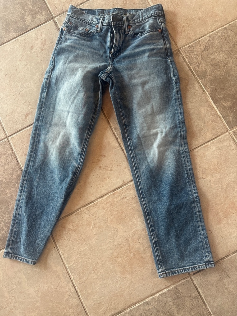 American Eagle Outfitters Men’s Light Faded Blue Slim Straight Jeans